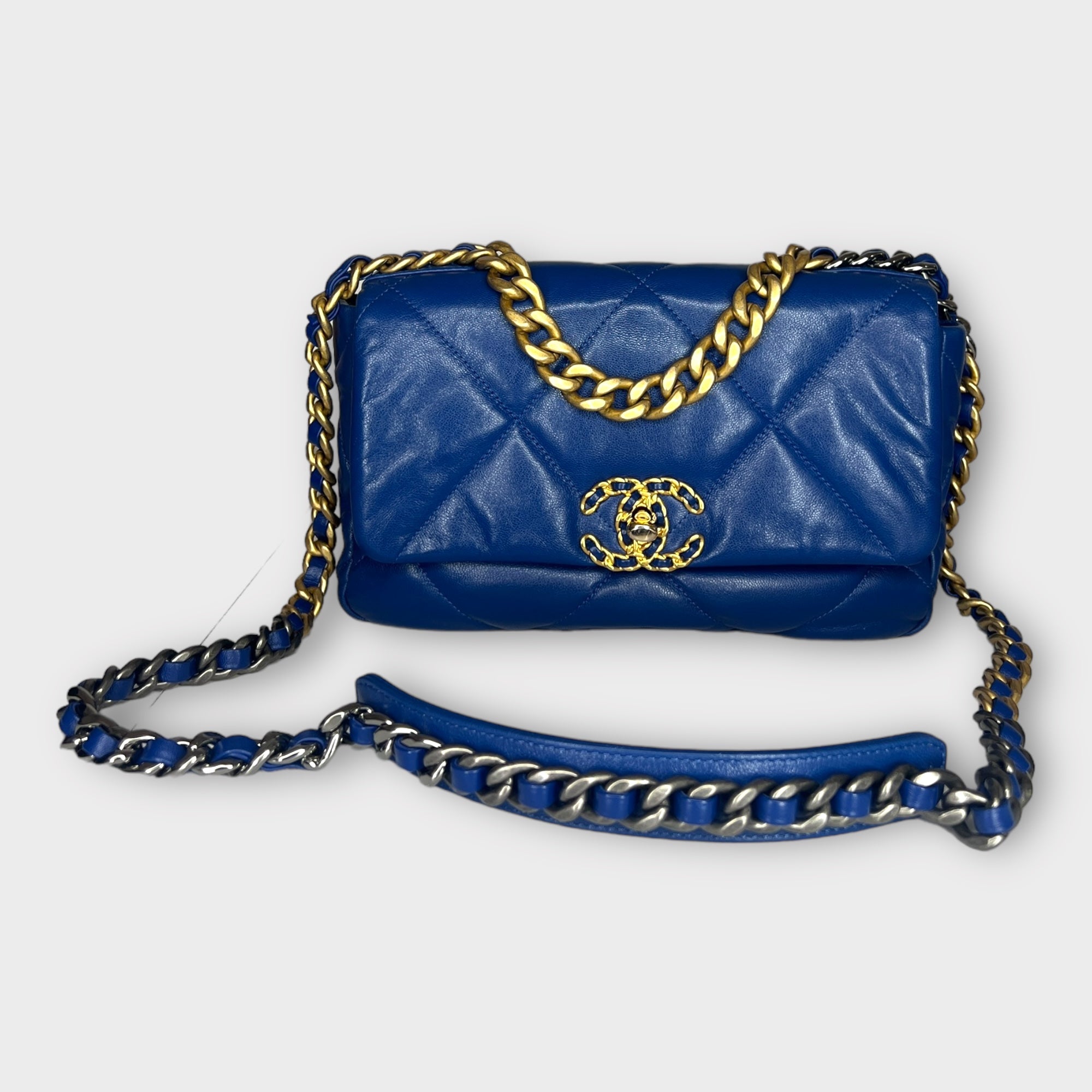 Chanel 19 in Blue Lambskin Leather, Small Bag